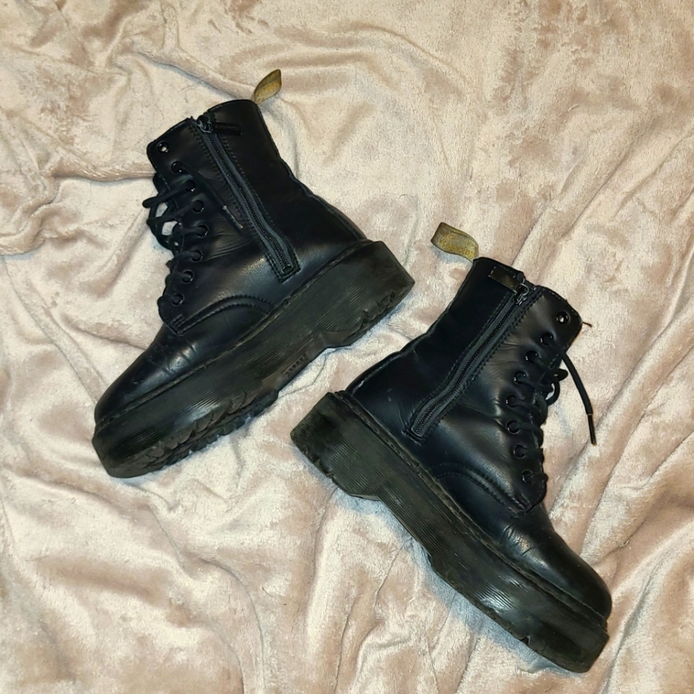 Dr Martens, rare, black